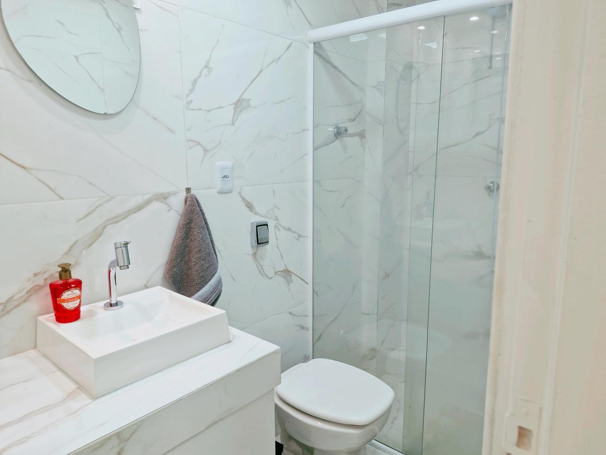 Apartamento Lindo Ape Com 1 E 1 Prox A